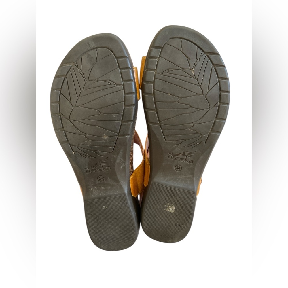 DANSKO Reece Yellow Leather Women's‎ Toe Loop Sandals 38 (7.5-8) - Picture 7 of 8